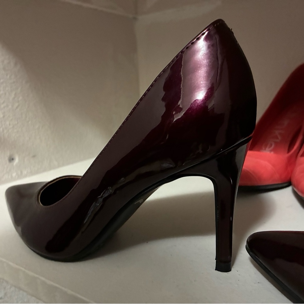 Elegant Burgundy Women's Heels